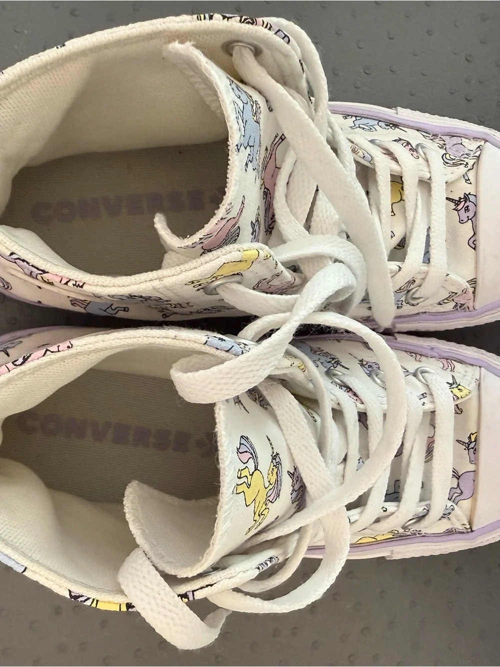 Converse high top